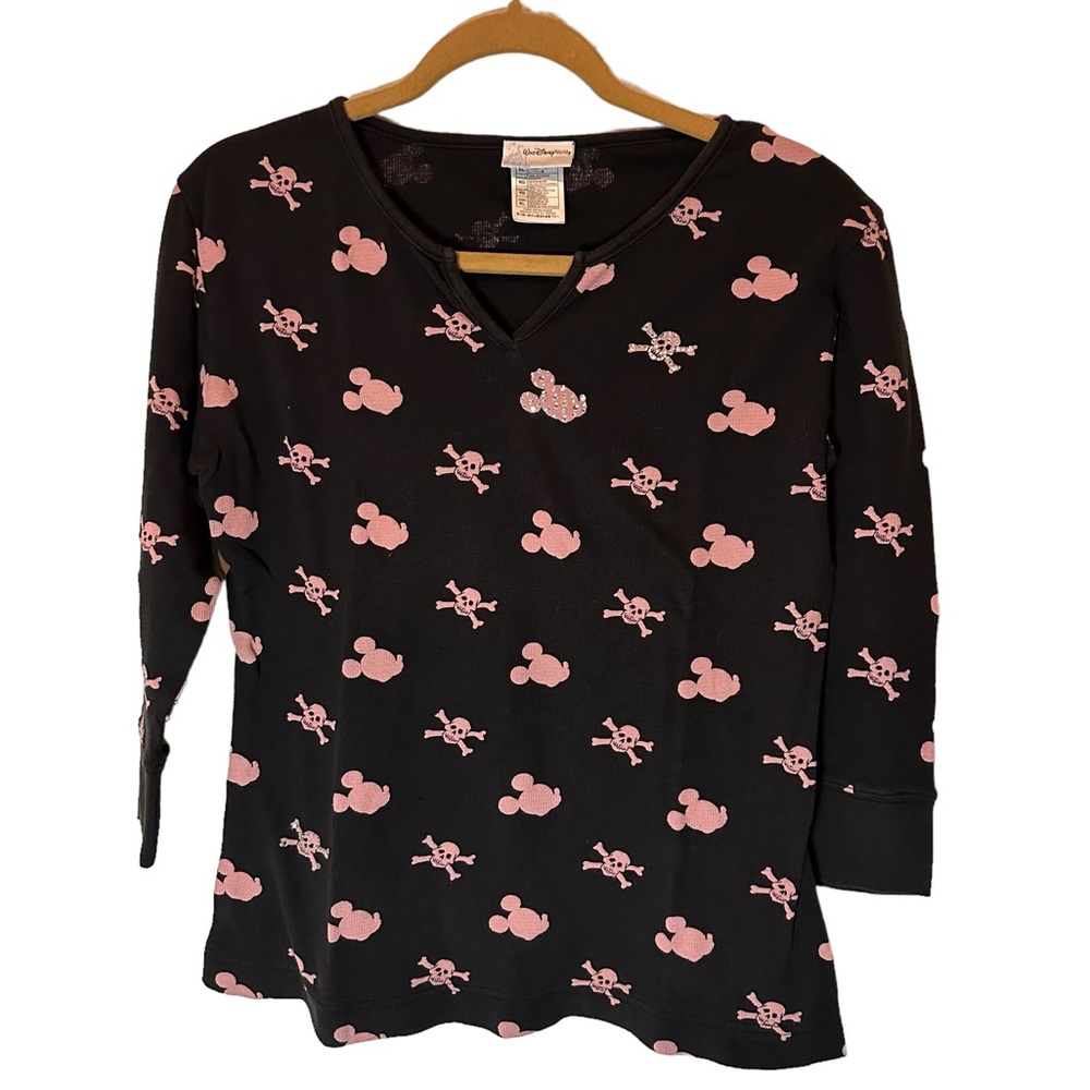 Mickey Black & Pink Skull & Crossbones 3/4 Sleeve Henley Top Blingy Size XL